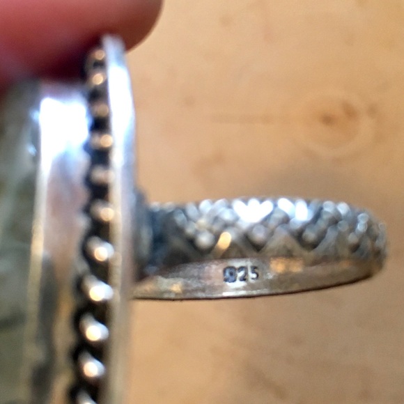 Prehnite Silver Stone Statement Ring Size 9 - Picture 5 of 5